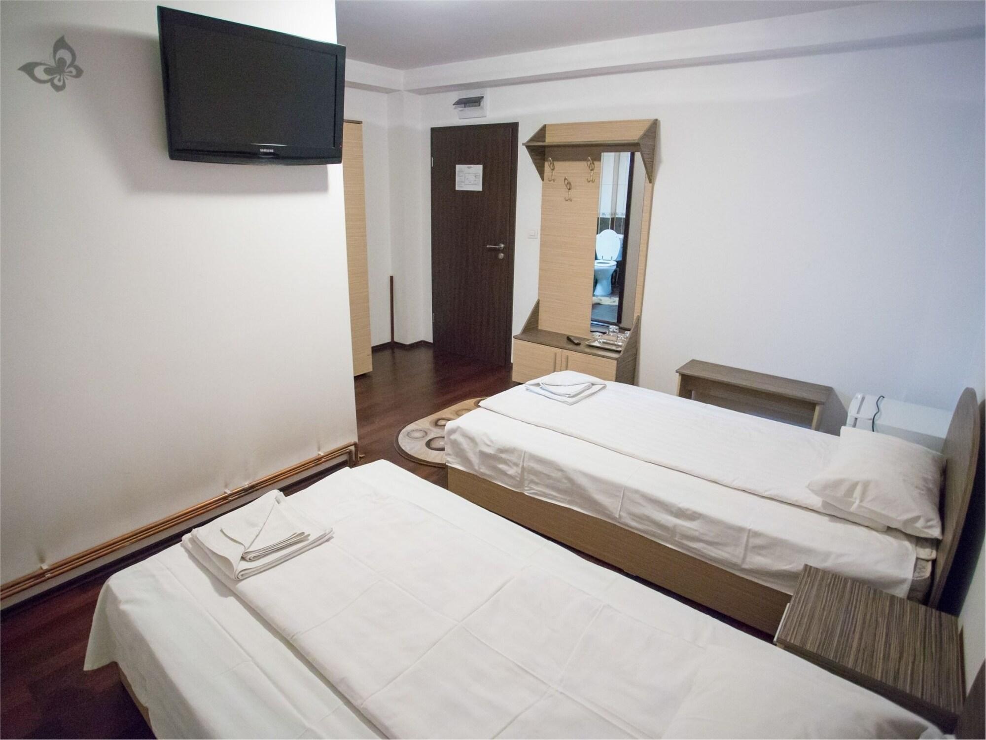Hotel Euphoria Craiova Buitenkant foto